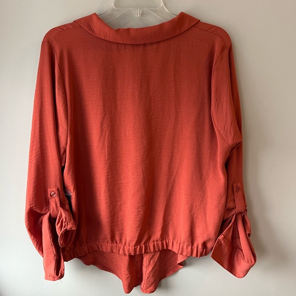 NWT Simply Vera Vera Wang Rust Button-Down Shirt - Picture 3 of 7